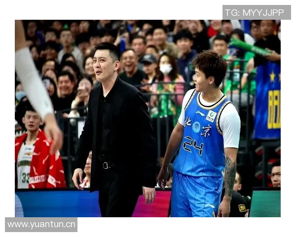 联赛风波频发杨鸣事件引发热议北京首钢外援再度调整引关注